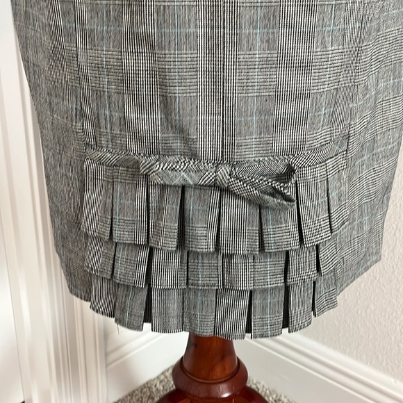 Kay Unger New York Skirt Suit Size 8 - Picture 10 of 10